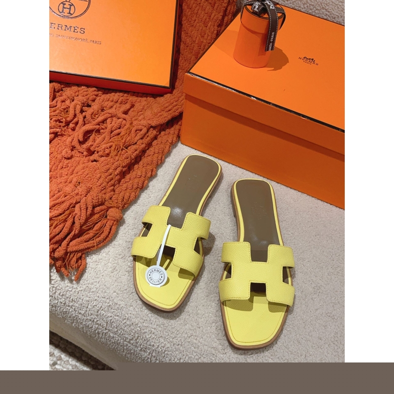 H**mes slippers